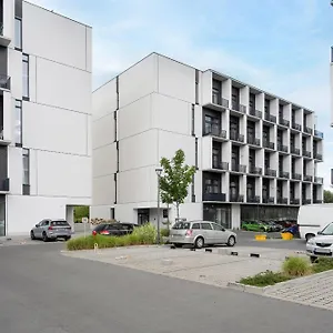 airport-studio-zarembowicza-by-renters.hotelswroclaw.com/